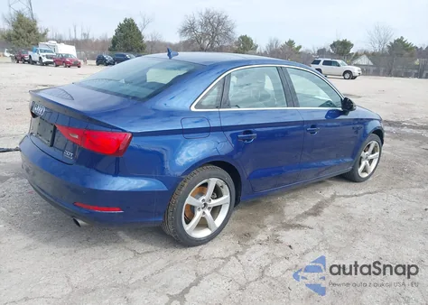 2015 Audi A3 2.0T Premium z USA, uszkodzony, nr VIN WAUBFGFF2F1089694